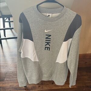 Nike Men's Gray Crewneck Sweater with White Accents